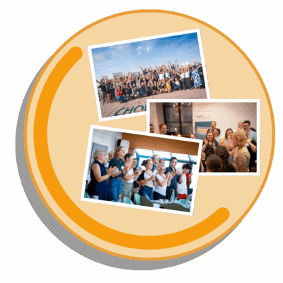 Orangener Kreis mit drei kleinen Bildern darin